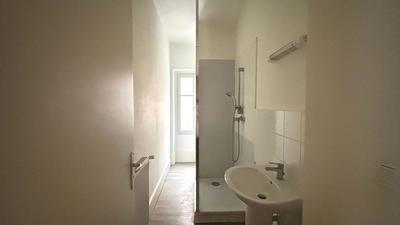 Appartement - 82 m² - 3 pièces