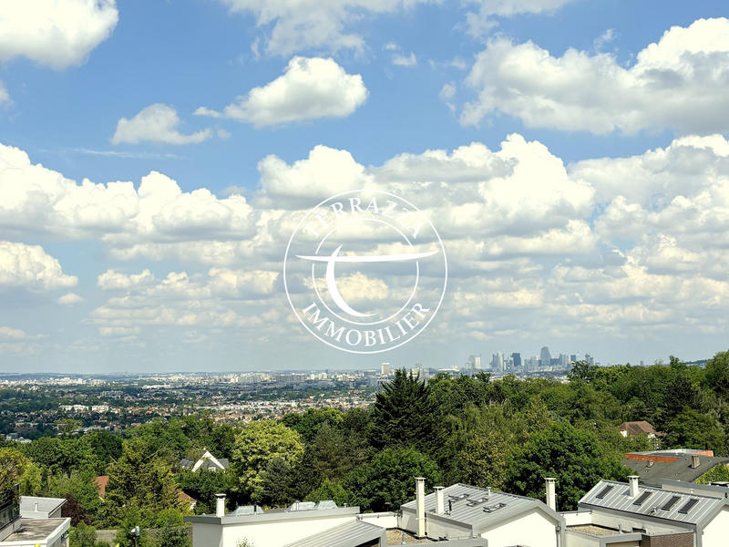 Appartement - 101 m² - 5 pièces