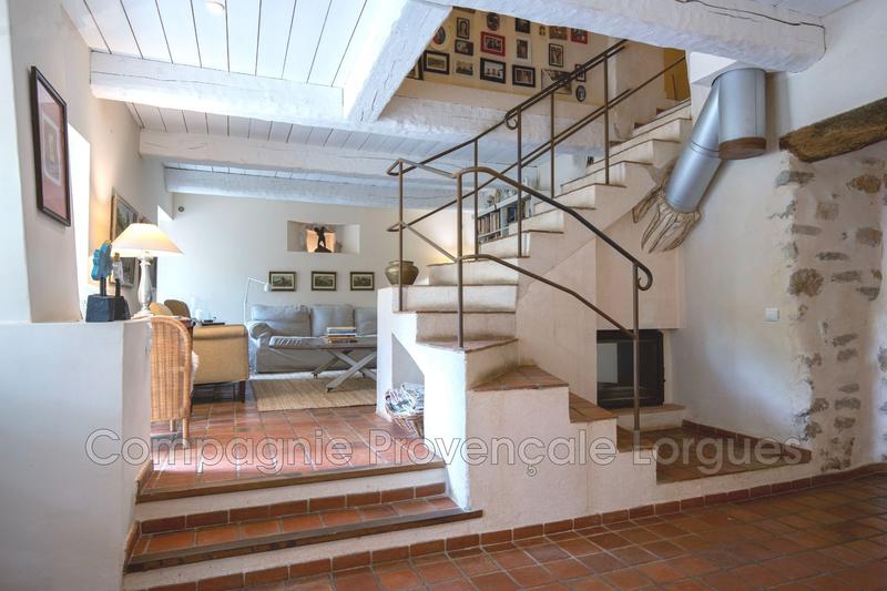 Propriété - 250 m² - 10 pièces