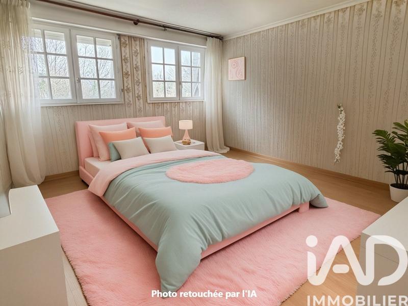 Maison - 220 m² - 10 pièces