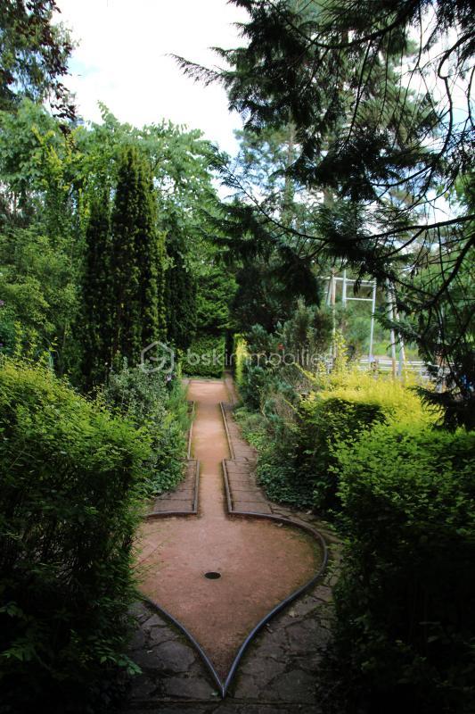 Demeure - 750 m² - 10 pièces