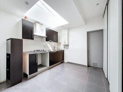 Maison - 82 m² - 5 pièces
