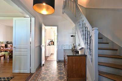 Maison - 188 m² - 7 pièces