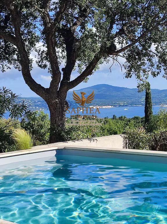 Villa - 360 m² - 7 pièces