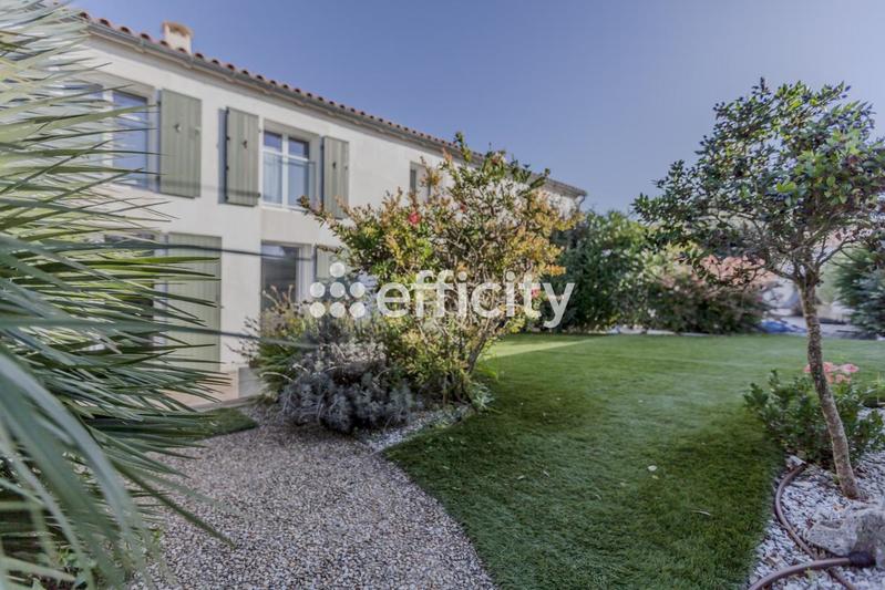 Maison - 170 m² - 9 pièces