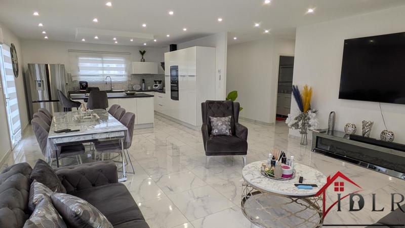 Maison - 160 m² - 7 pièces