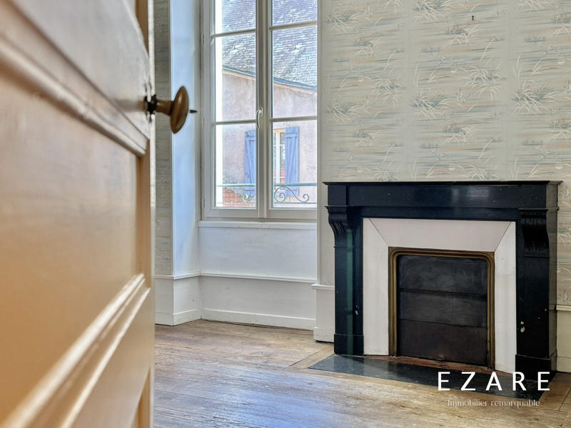 Maison - 225 m² - 6 pièces