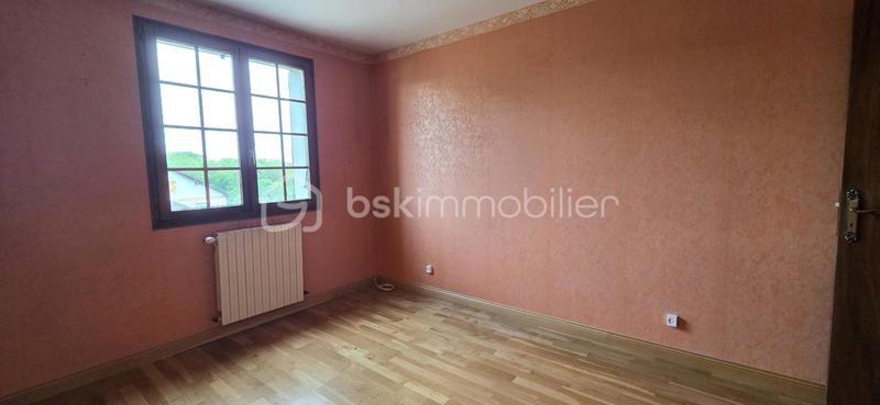 Maison traditionnelle - 198 m² - 8 pièces