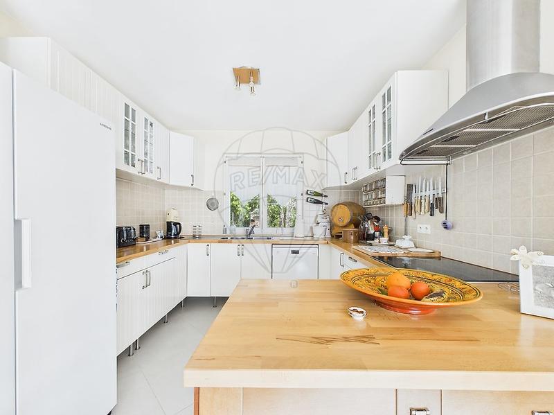 Maison - 157 m² - 6 pièces