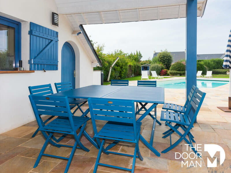 Maison - 310 m² - 12 pièces