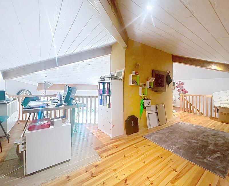 Villa - 196 m² - 5 pièces