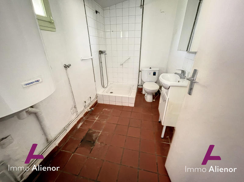 Maison - 290 m² - 11 pièces