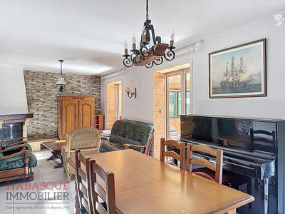 Maison - 120 m² - 5 pièces