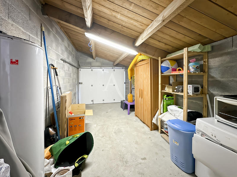 Maison - 99 m² - 4 pièces