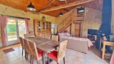 Maison - 112 m² - 5 pièces