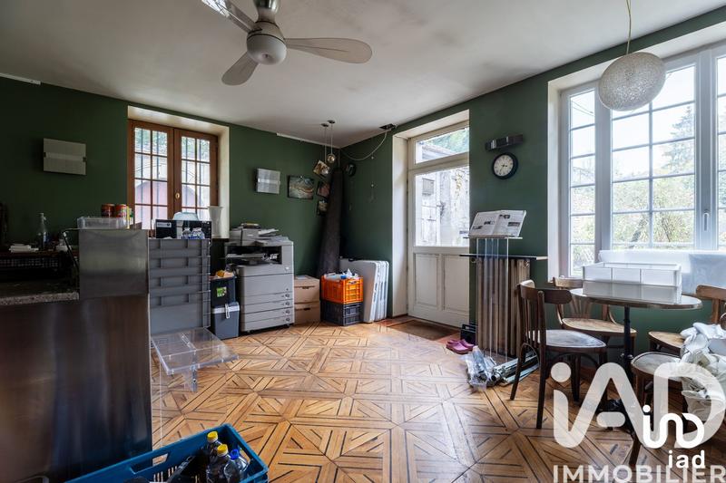 Maison - 280 m² - 13 pièces