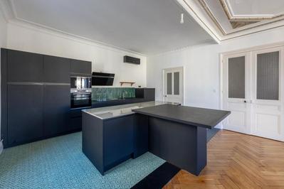 Appartement - 183 m² - 5 pièces