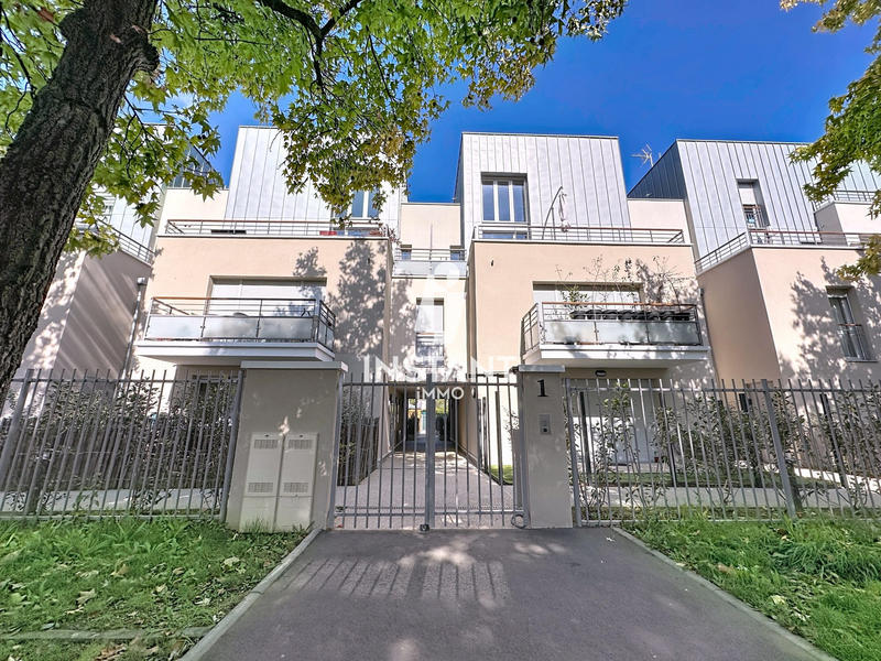 Appartement - 80 m² - 4 pièces