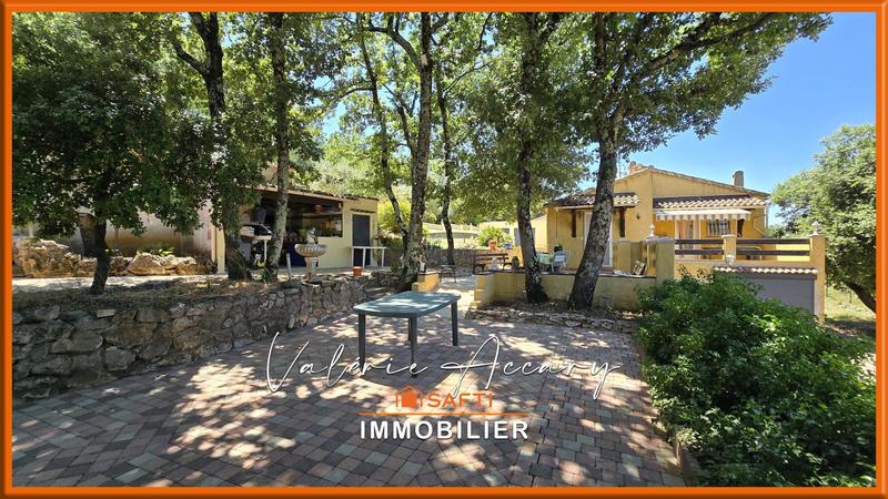 Maison - 102 m² - 4 pièces