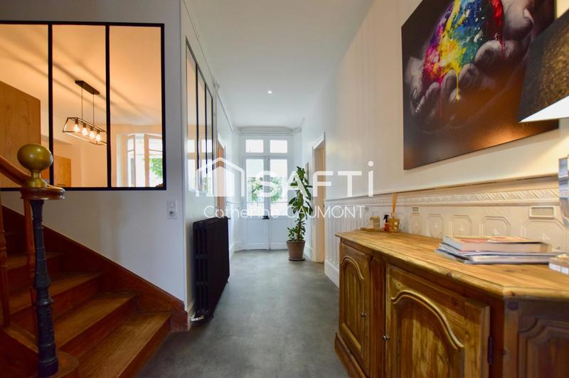 Maison - 199 m² - 6 pièces