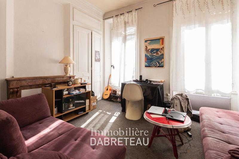 Appartement - 94 m² - 2 pièces