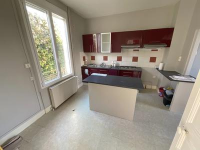 Maison - 76 m² - 4 pièces