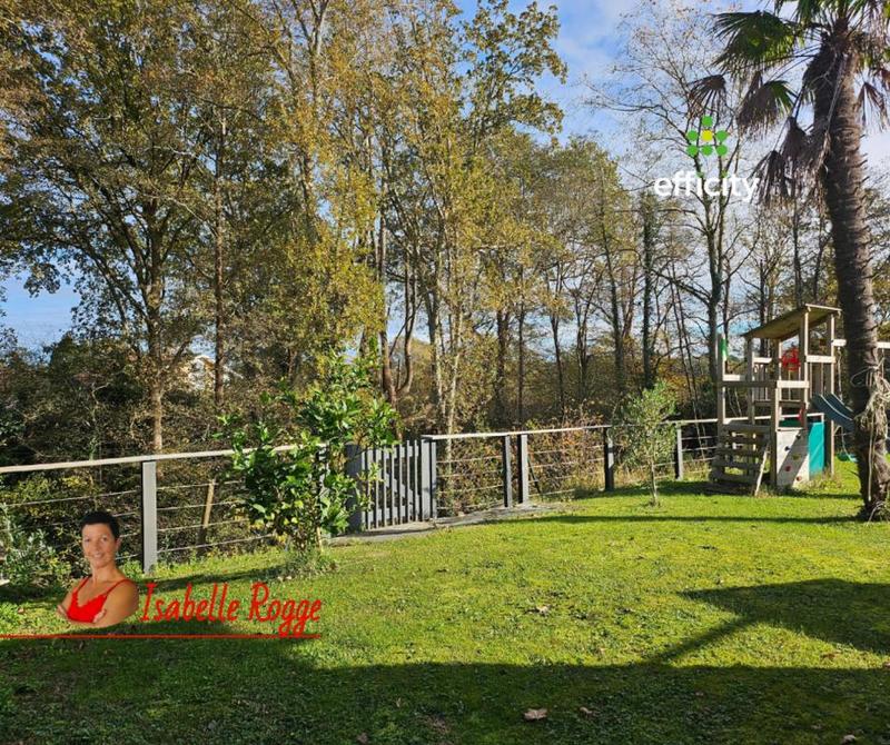 Pavillon - 123 m² - 5 pièces