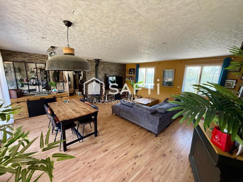 Maison - 145 m² - 5 pièces