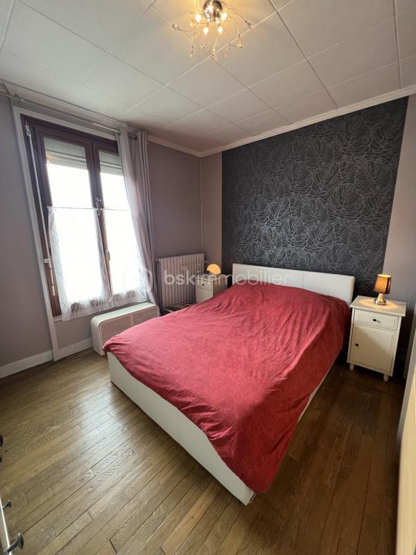 Maison traditionnelle - 73 m² - 4 pièces