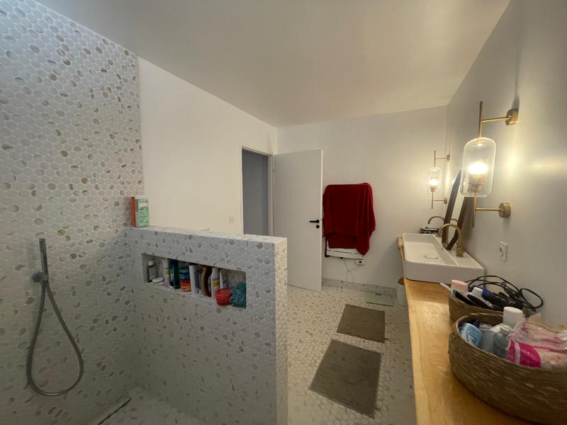 Mas - 192 m² - 4 pièces