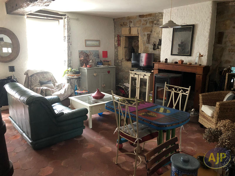 Maison - 88 m² - 4 pièces