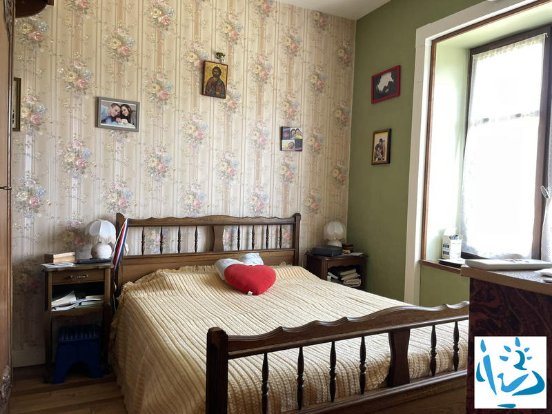 Maison - 110 m² - 6 pièces