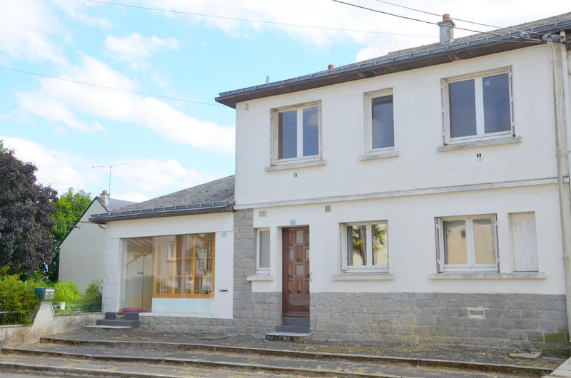 Maison - 120 m² - 7 pièces