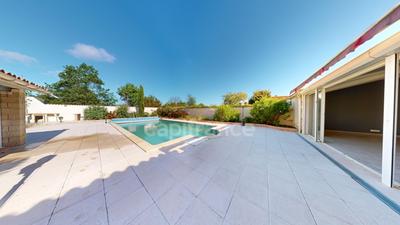 Maison - 179 m² - 7 pièces