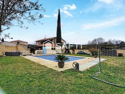 Maison - 150 m² - 7 pièces