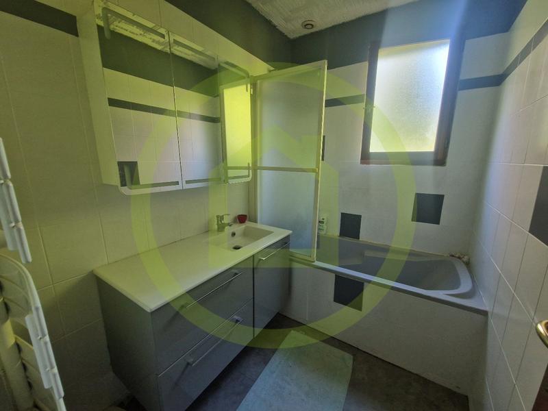 Maison - 181 m² - 8 pièces