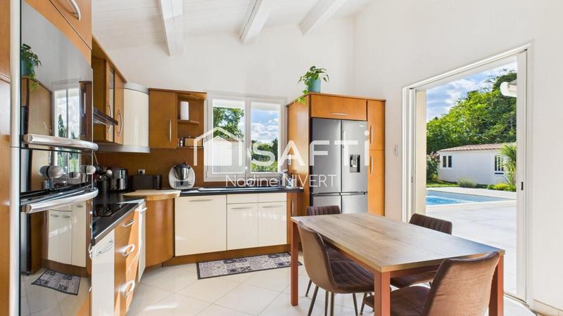 Maison - 174 m² - 5 pièces