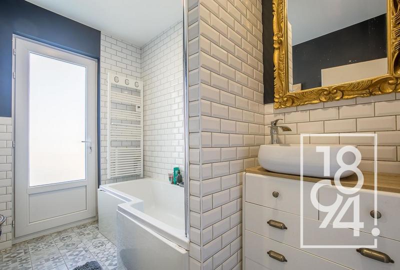 Appartement - 77 m² - 3 pièces