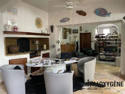 Appartement - 164 m² - 4 pièces