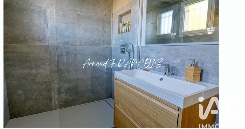 Maison - 96 m² - 7 pièces