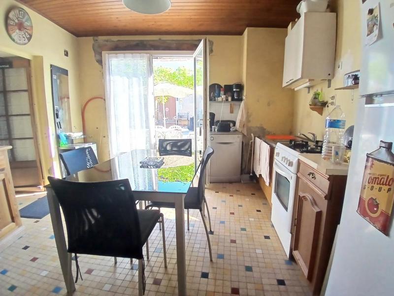 Maison en pierre - 102 m² - 3 pièces