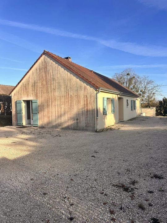 Maison - 95 m² - 6 pièces