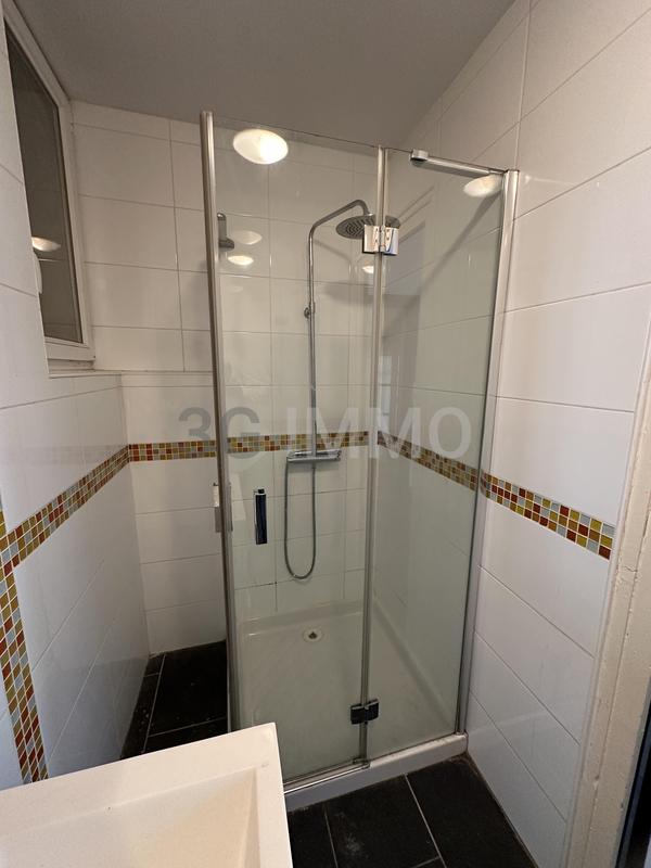 Appartement - 60 m² - 2 pièces