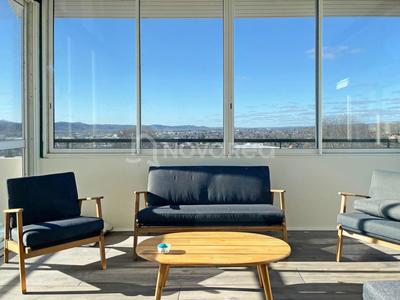 Appartement - 140 m² - 4 pièces