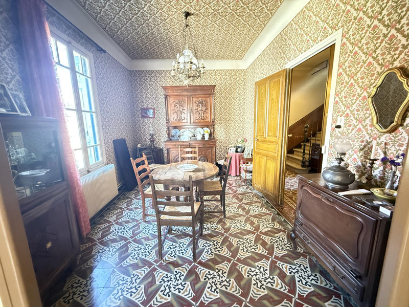 Maison - 185 m² - 6 pièces