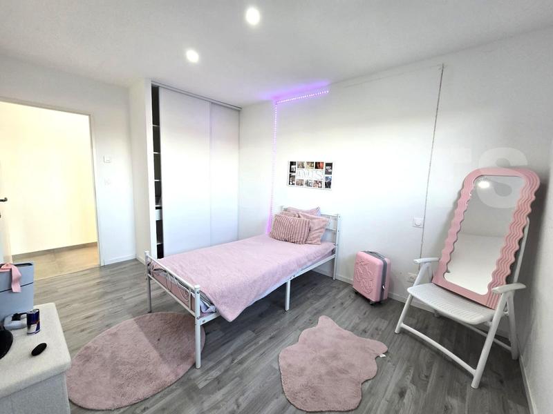 Maison - 145 m² - 5 pièces