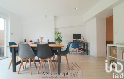 Maison - 92 m² - 5 pièces