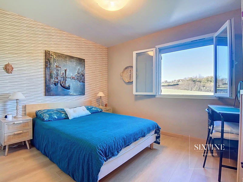 Villa - 149 m² - 8 pièces