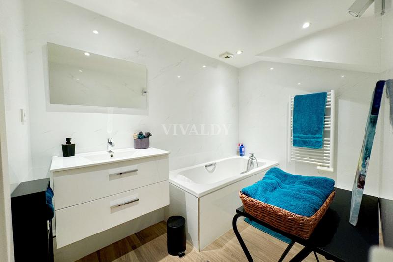 Duplex - 101 m² - 4 pièces