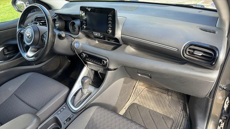 Toyota Yaris IV 1.5 VVTi 116 Hybride E-Cvt Design - Automatique